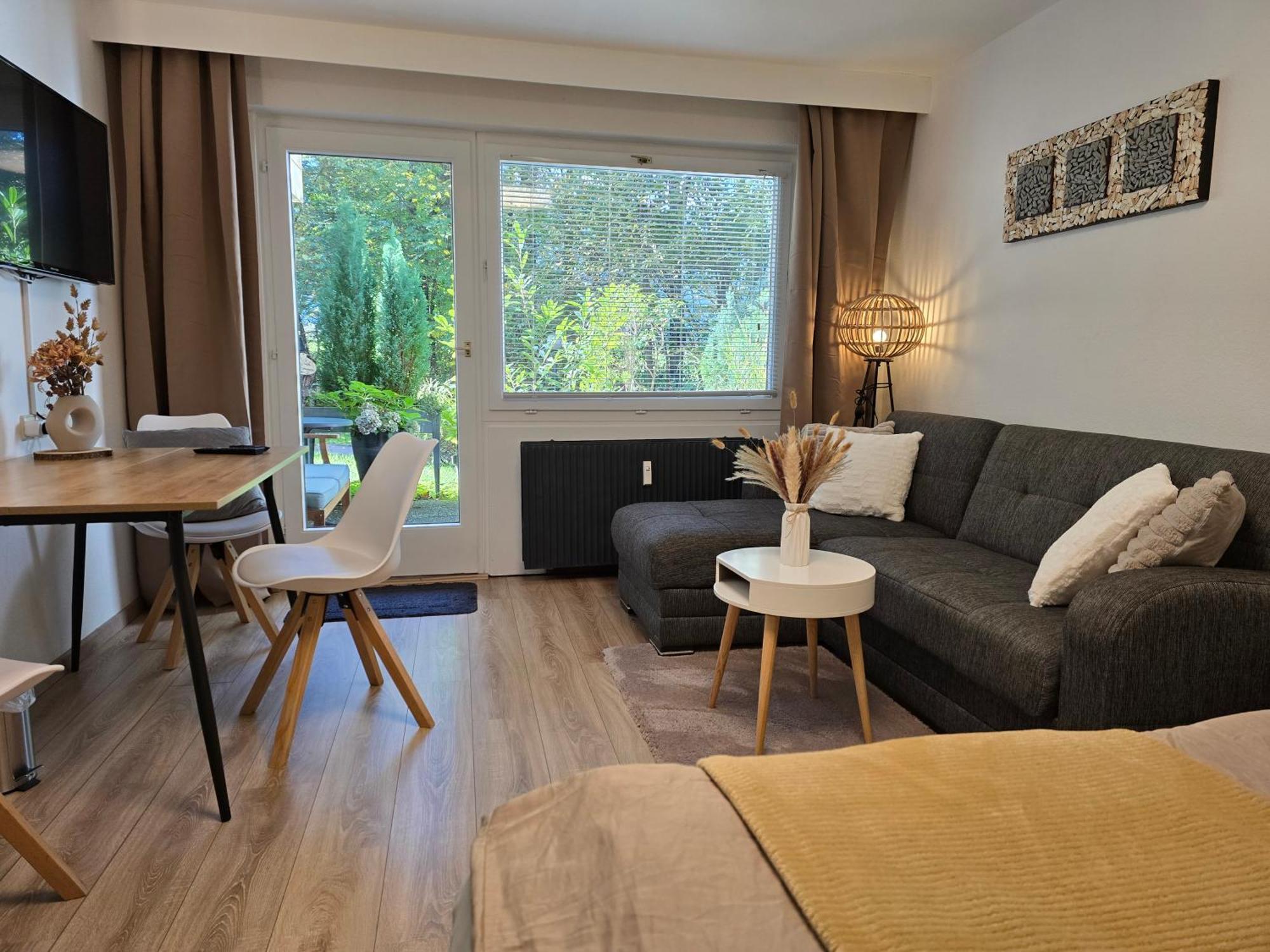 Erholungs- Apartment Am Kurpark & Therme Bad Urach Kültér fotó